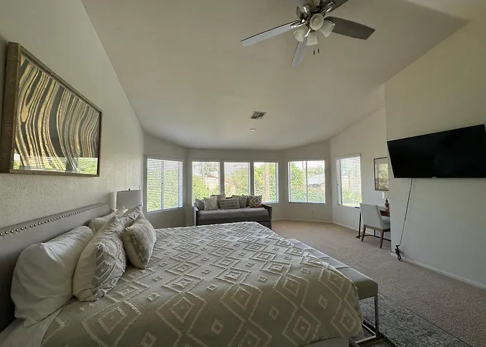 Holiday home Paradise In Scottsdale With Pool Oasis & Game Phoenix