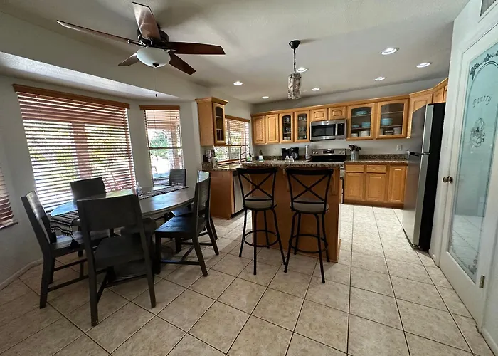 Holiday home Paradise In Scottsdale With Pool Oasis & Game Phoenix