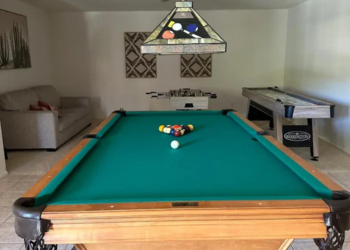 Paradise In Scottsdale With Pool Oasis & Game Holiday home Phoenix