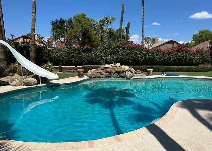 Paradise In Scottsdale With Pool Oasis & Game